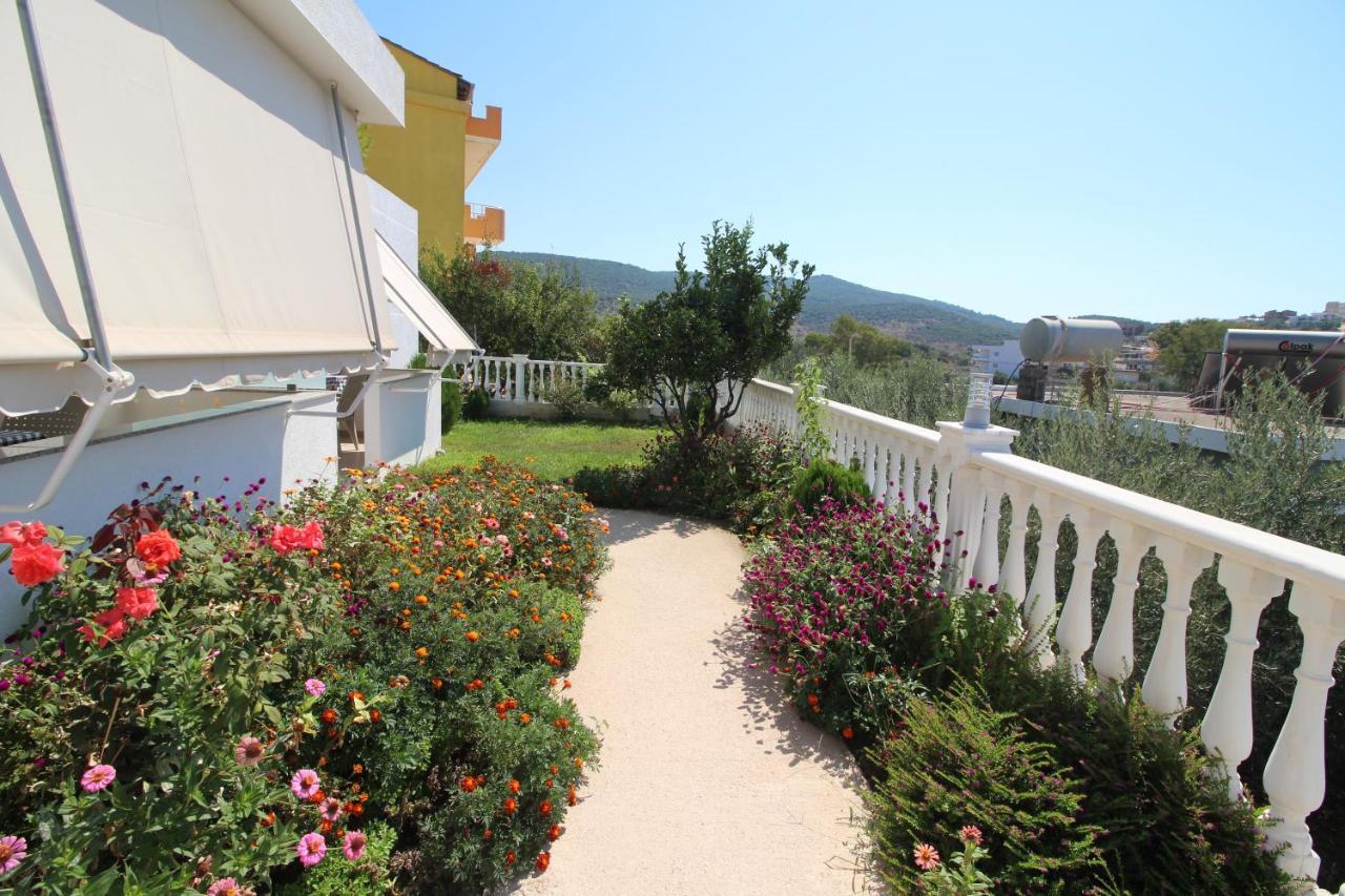 Vila Taku Ksamil Exterior photo